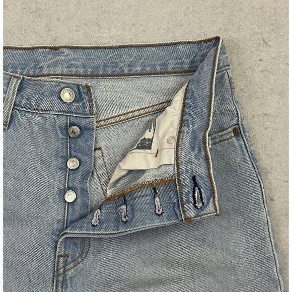 Levis 501 Jeans Womens 29X26 Blue High Rise Button Fly Crop Distressed Denim - Picture 9 of 14
